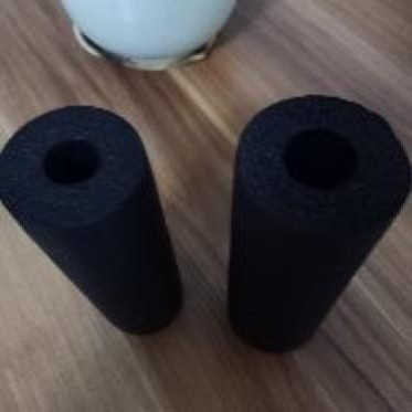 閉孔式橡塑保溫材料 B1級難燃橡塑保溫管 阻燃B2級橡塑管 橡塑管保溫材料廠家